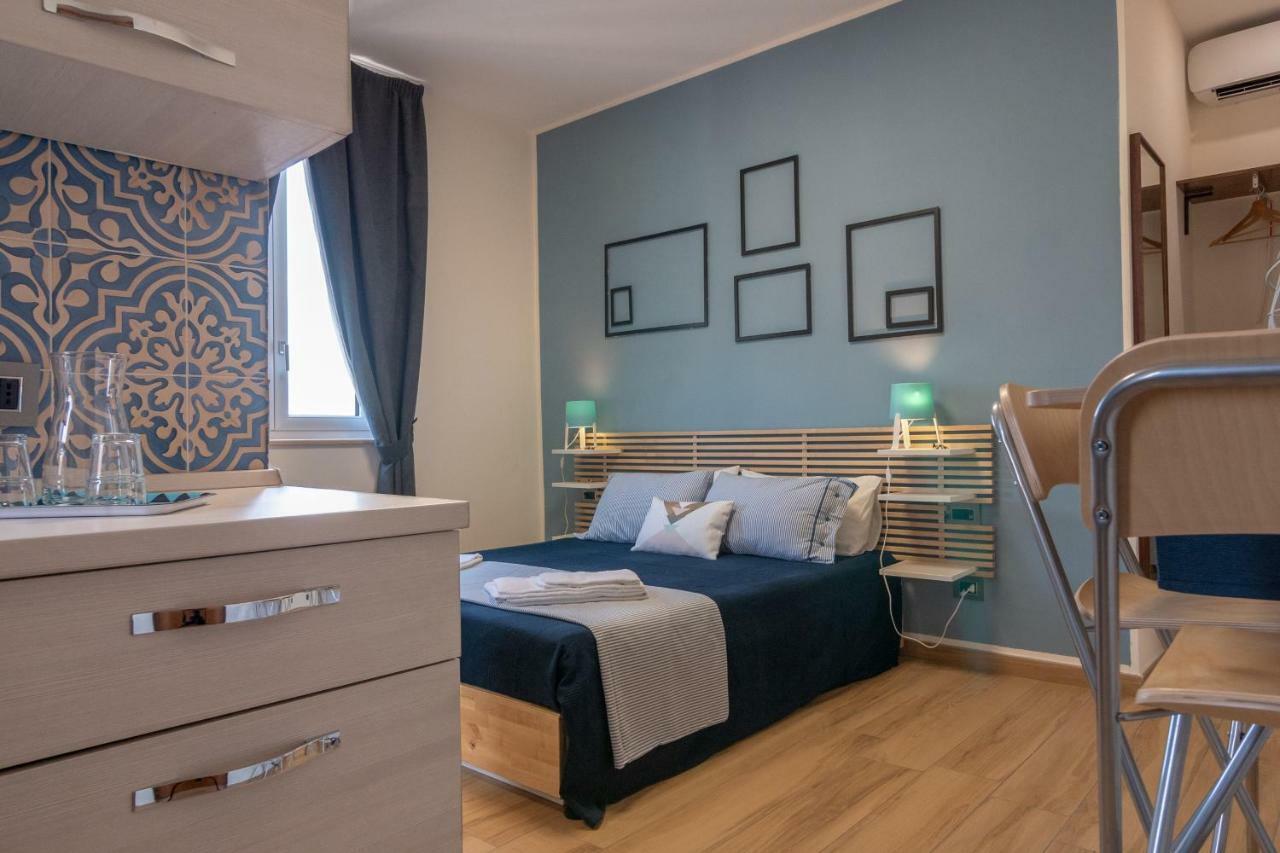 Double Room with Sea View and kitchenette